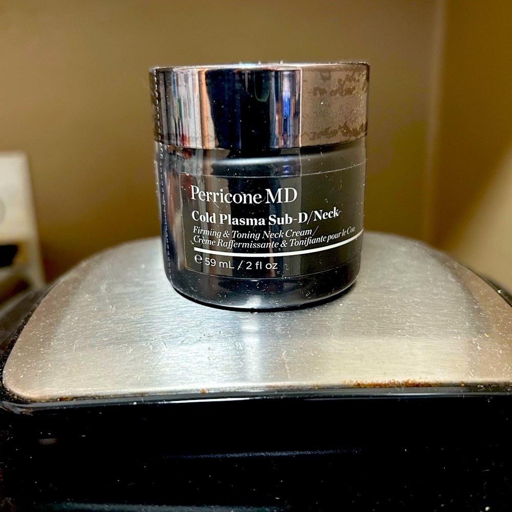 Brand new Perricone MD Cold Plasma +